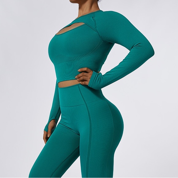 Sport crop top - Picture 6 of 11